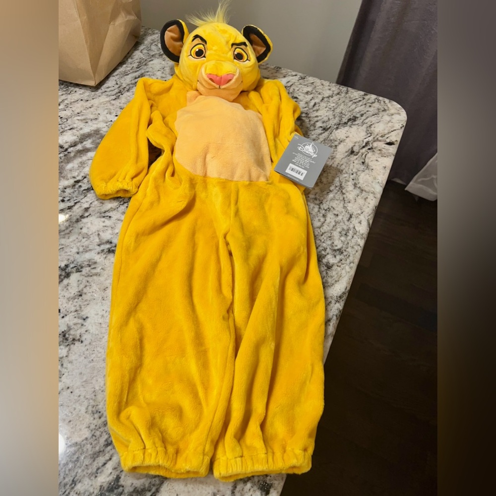 NWT Toddler Simba Costume